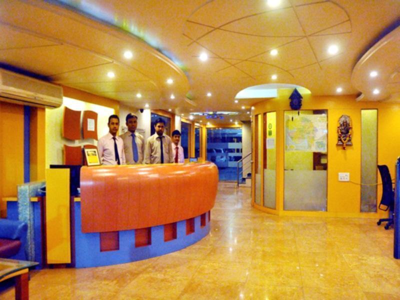 Hotel Evershine Rajkot Eksteriør billede